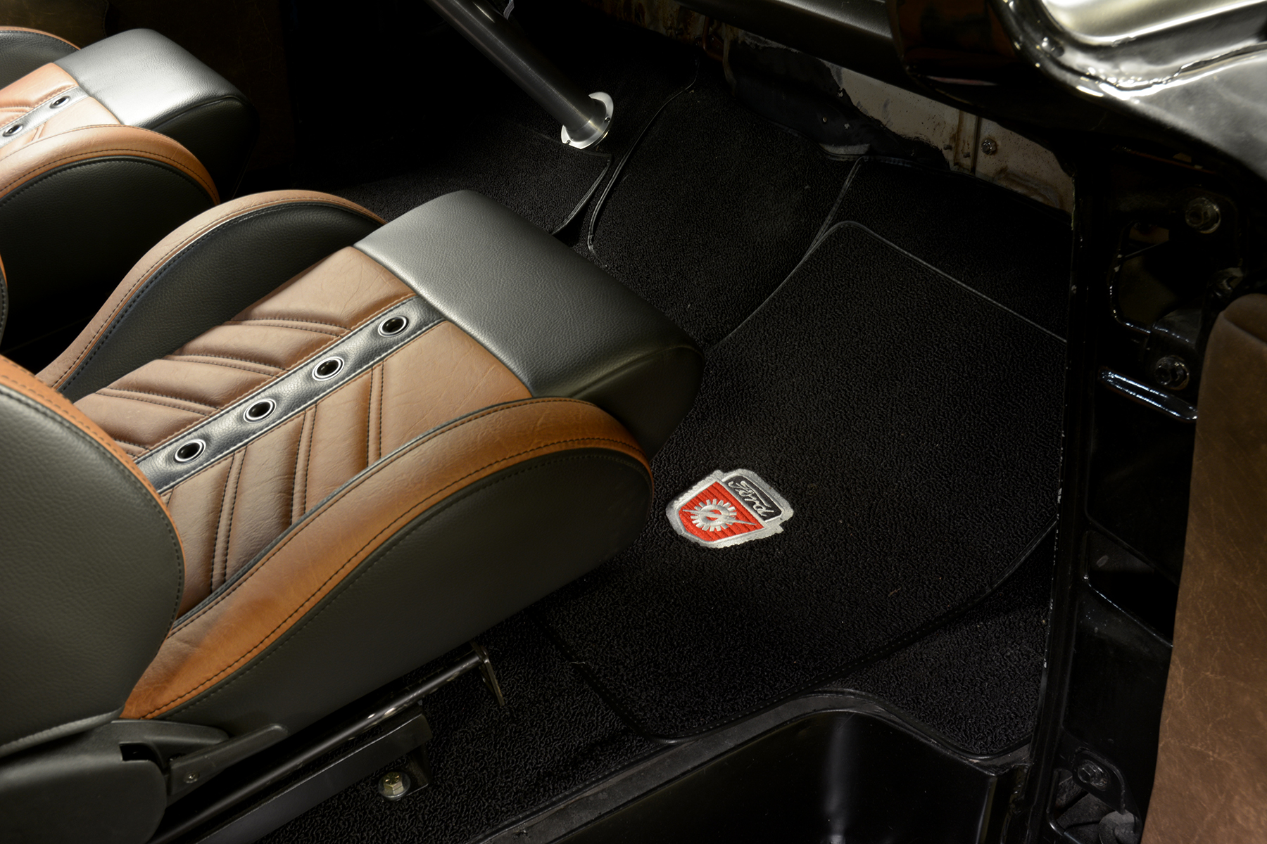 Stacey David's SR71 Rapid Tool Express 1959 Ford Panel Truck